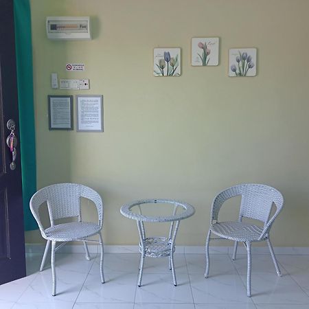 Minimalist Homestay D Pokok Sena Exterior photo